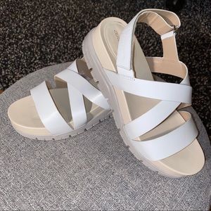 Cole Haan ZEROGRAND Criss Cross Sandals Sz 8.5 B